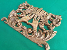 Load image into Gallery viewer, Aron Kodesh Top Decor, Hands and Crown