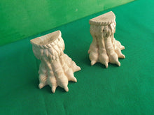 Load image into Gallery viewer, Lion Claws Feets, Set 2 of pc, classic style feets, baroque legs, wooden feets, queen anne style