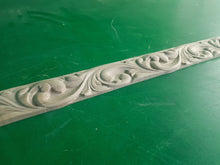 Load image into Gallery viewer, Leaf bagette of wood, 40" Carved wooden Baguette, Carved timber unfinished wood trim moulding corner piece for craft woodwork projects