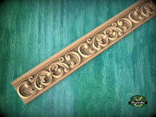 Load image into Gallery viewer, Hand-carved classical molding 40" from wood, Wooden floral moulding trim, Ornate molding panel from wood, Carved wooden Baguette