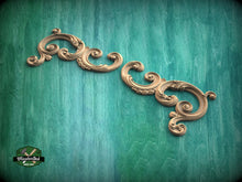 Load image into Gallery viewer, Decorative wood Baroque long corner onlay, Set of 2pc, decorative wood trim