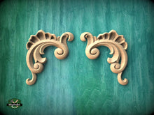 Load image into Gallery viewer, Pair of Decorative wood Baroque corners applique, Set of 2pc, decorative wood trim