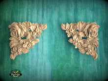 Load image into Gallery viewer, Flower  style hardwood corner Onlays, Set of 2pc, decorative wood trim