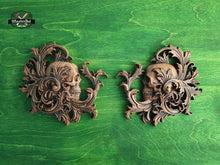 Load image into Gallery viewer, Pair of Skull in leaves carved panel made of wood, wood wall art, carved skull of wood, gift for him, Santa Muerte, Dark Art