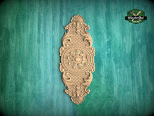 Load image into Gallery viewer, Victorian Style Wooden Onlay with Central Medallion, 1pc, Unfinished, Home Wall Embellishments, Furniture Wood Onlay