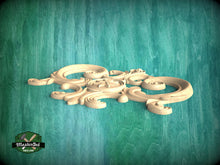 Load image into Gallery viewer, Regal Elegance: Ornamental Wooden Crest Applique, 1pc, Unpainted, Decorative Wood Trim, Wood Carved Applique Onlay, Home Wall Embellishments