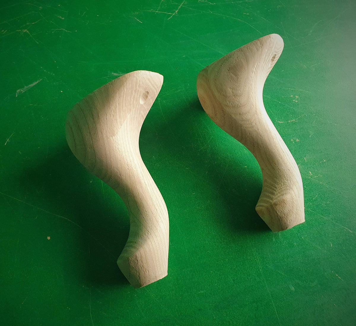 Popular Furniture  Feet, Set 2pc, classic style legs
