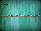 a picture of a green background with a wooden chain
