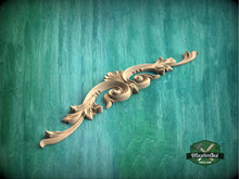 Load image into Gallery viewer, Baroque-Style Wood Applique with Curved Acanthus Leaves
