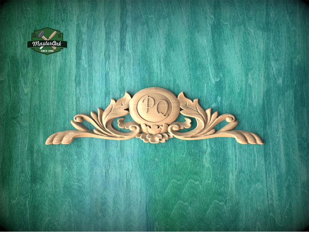 Personalized Verdant Scroll – Custom Initial Ornament