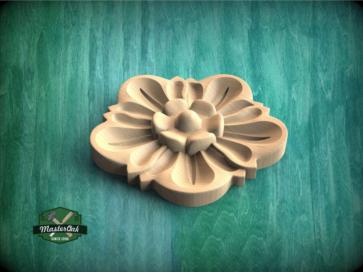 A wooden flower-shaped cutout is displayed against a green background.