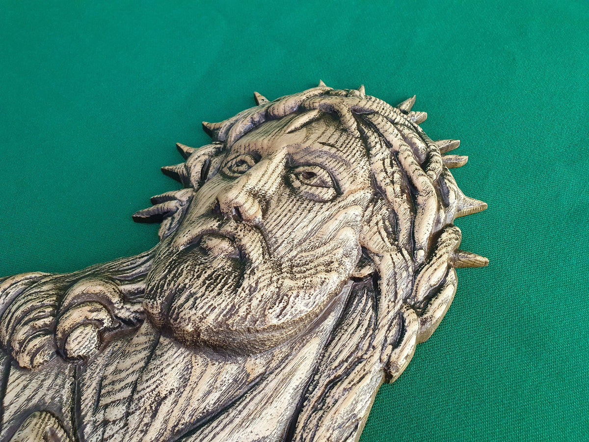 Jesus in a wreath,  wall hanging religion panno, home altar catholic