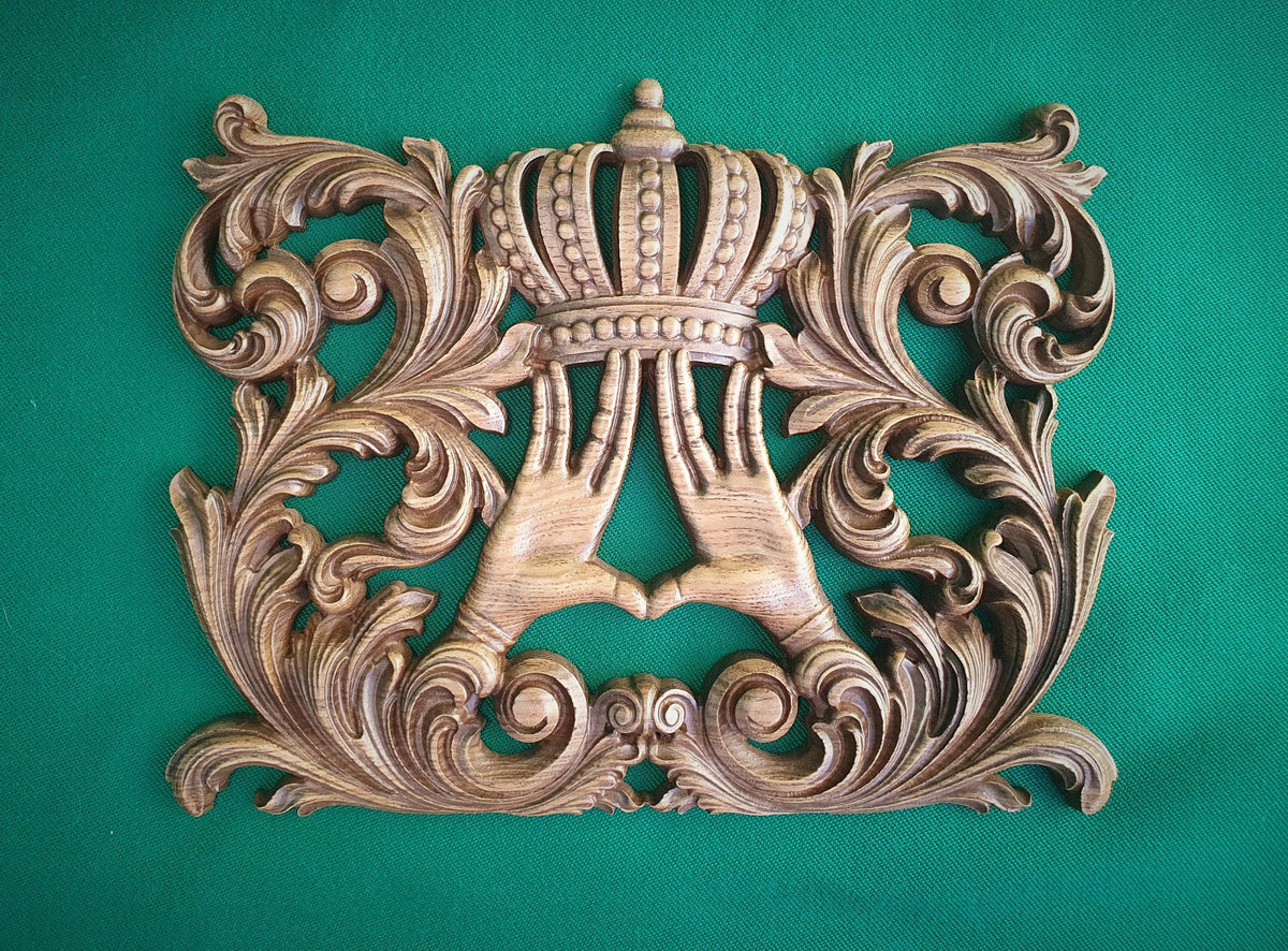 Aron Kodesh Top Decor, Hands and Crown