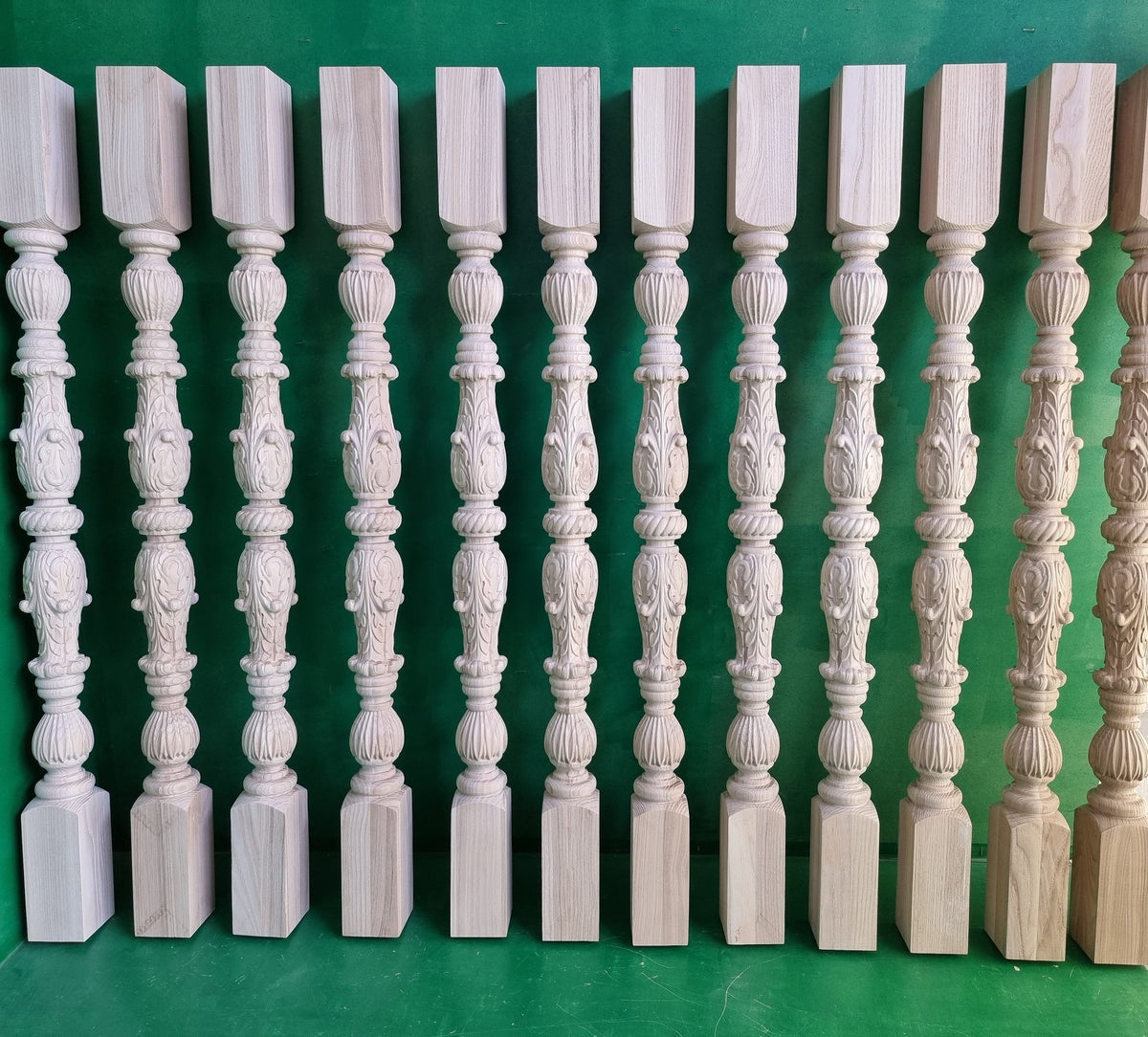 Carved balustrade of wood, carved banister of wood, stair balusters, Custom size wood balusters for stairs