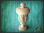 Round Newel Post Cap With Acanthus Leaves