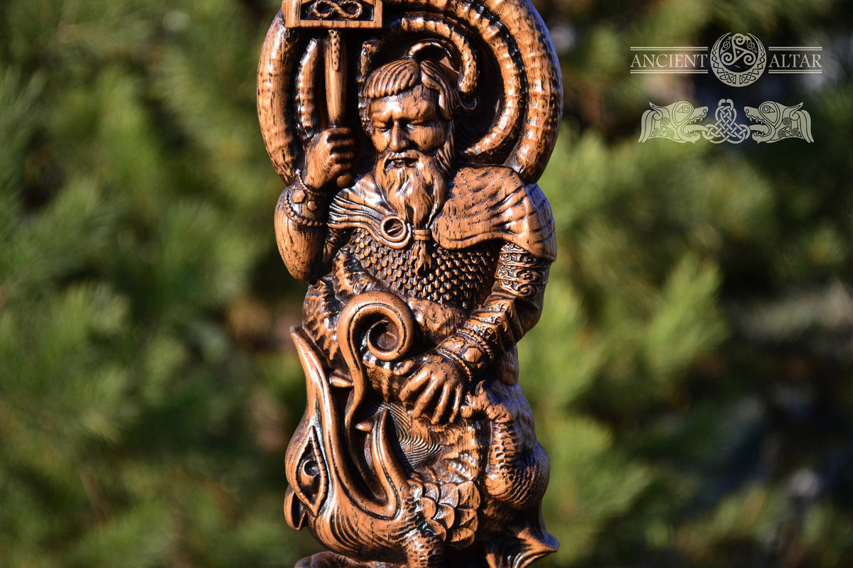 Thor statue, Ragnarok, Mjollnir, norse gods, wood carving altar heathen asatru viking god and goddes sculpture wooden scandinavian pantheon