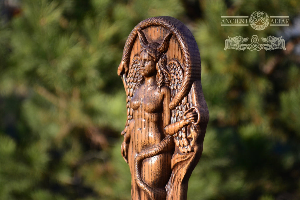 Large Lilith statue, Lilith carved of wood, Inanna, Pagan paganism God Altar sculpture, Ishtar, Wicca, Feminine Wisdom, Lilith altar