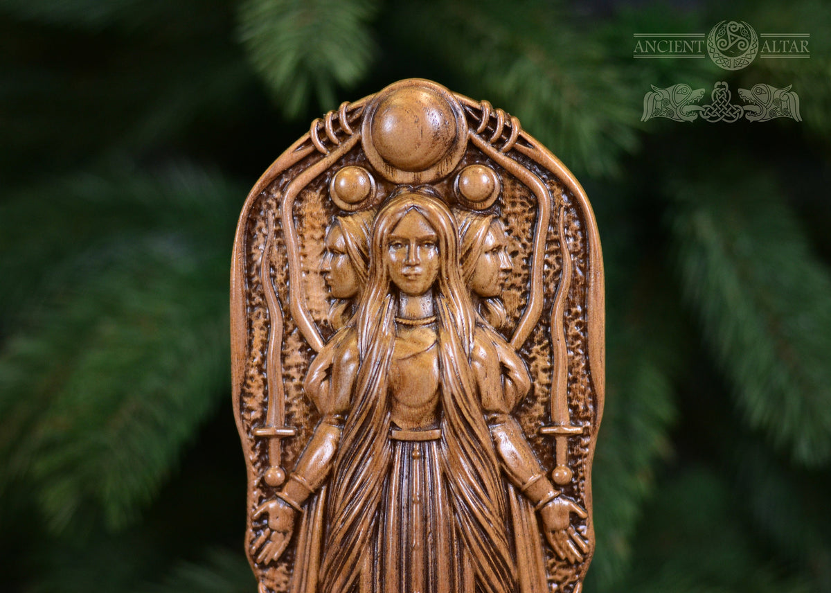 Hecate Goddess of Magic Black Statue, Hecate key, Witch statue, Pagan home altar,  witches, wicca statue, druid, witchcraft, hecate altar