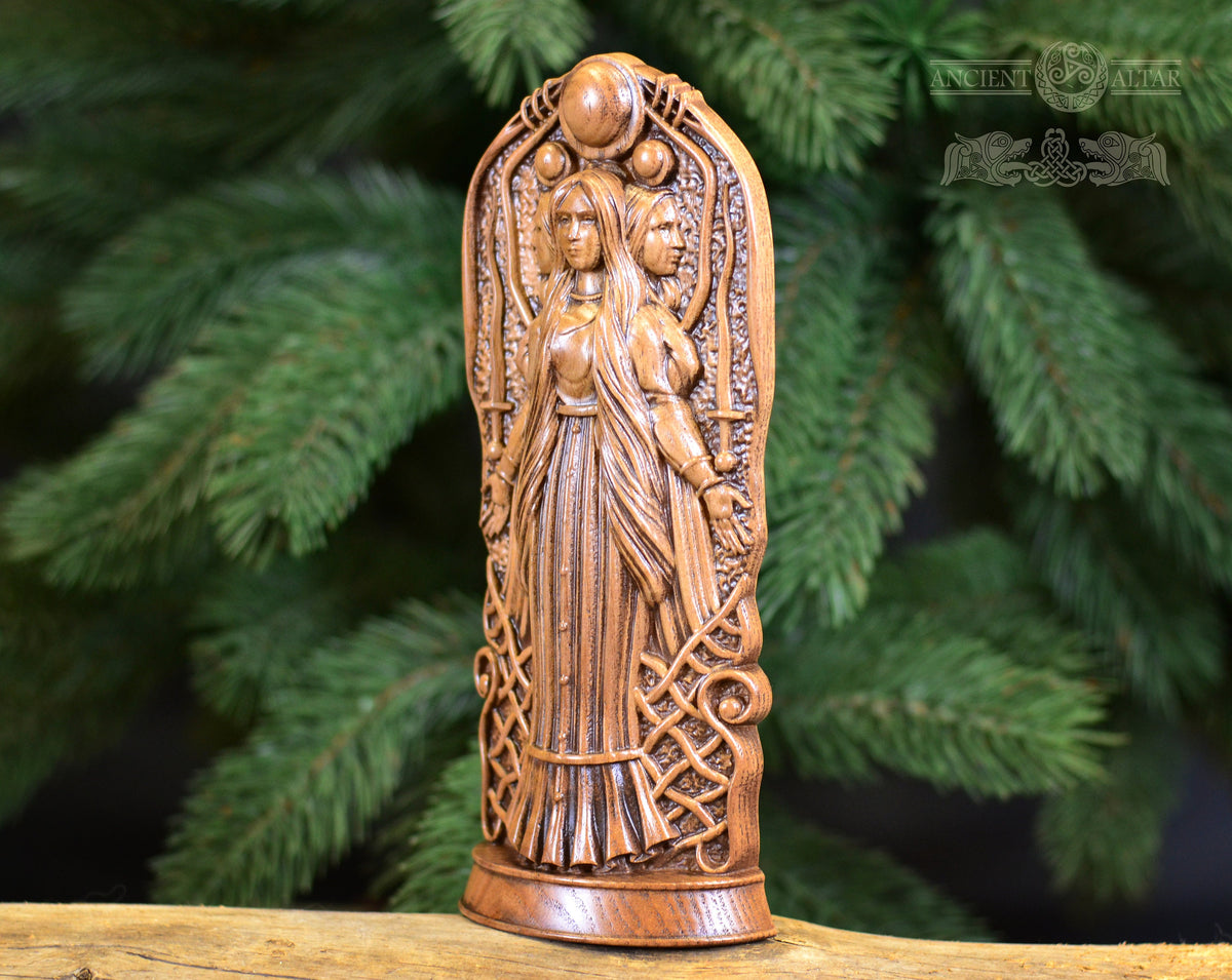 Hecate Goddess of Magic Black Statue, Hecate key, Witch statue, Pagan home altar,  witches, wicca statue, druid, witchcraft, hecate altar