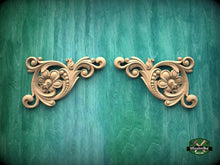 Load image into Gallery viewer, Corner Wooden Applique and Onlay for Furniture, Set of 2pc, decorative wood trim
